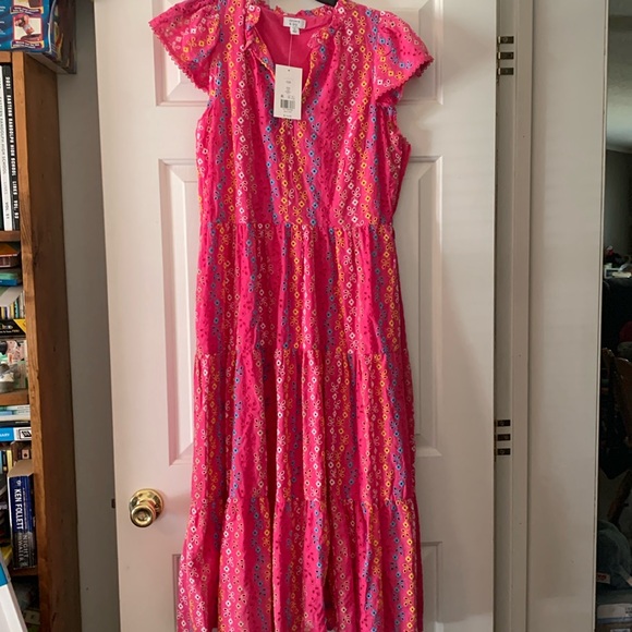 crown & ivy Dresses & Skirts - NWOT crown & ivy Pink and Orange Maxi Dress
worn once